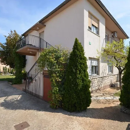 Apartment Fuer 4 Personen Ca 64 Qm In Pula, Istrien Istrische Riviera Pula