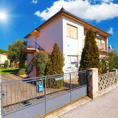 Apartment Fuer 4 Personen Ca 64 Qm In Pula, Istrien Istrische Riviera *