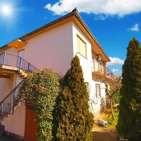 Fuer 4 Personen Ca 64 Qm In Pula, Istrien Istrische Riviera * Pula